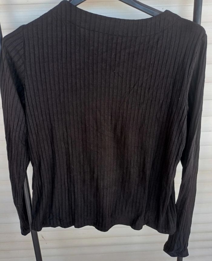 Haut fille Kiabi noir, 12 ans, très bon état - photo numéro 2