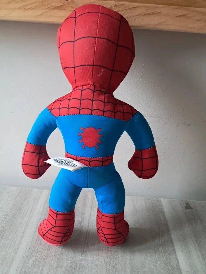 Peluche spider man marvel - photo numéro 2