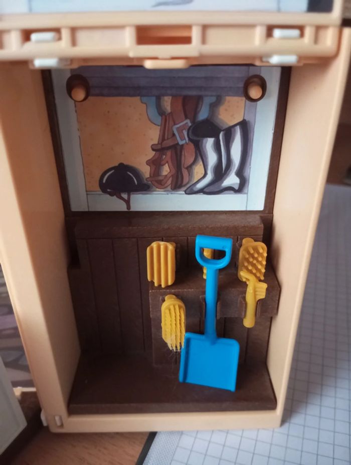 Petite écurie transportable - photo numéro 2