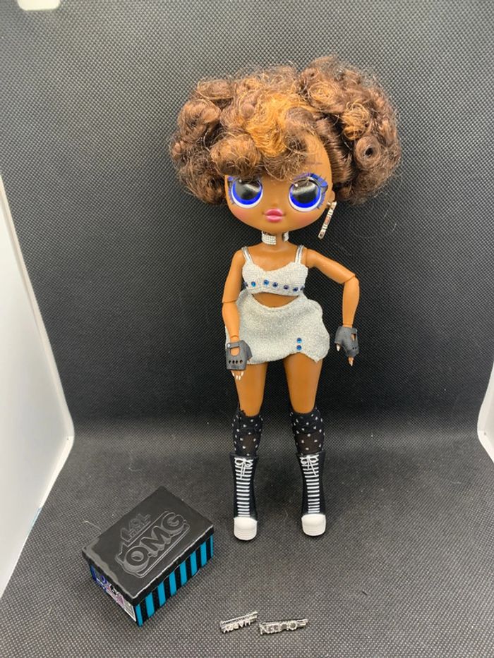 Poupée LOL miss glam