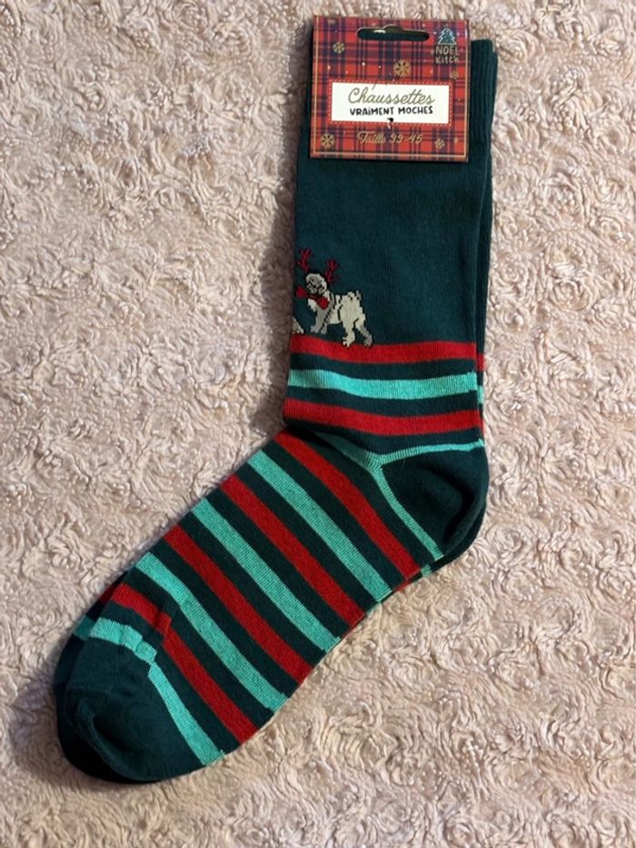 Pull sweat de noël avec chaussettes - photo numéro 5