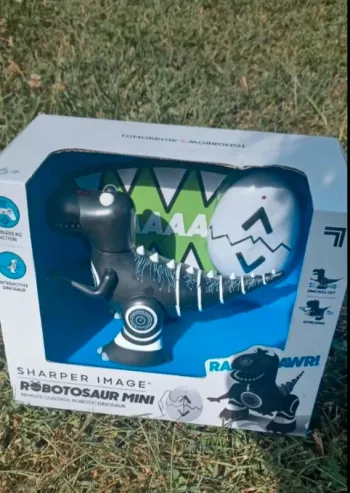 Robotosaure mini sharper image neuf