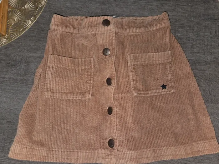 Jupe galeries lagayette taille 10 ans