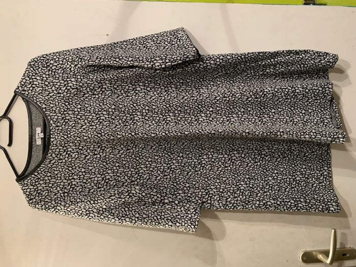 robe ample La Halle taille 40 - photo numéro 2