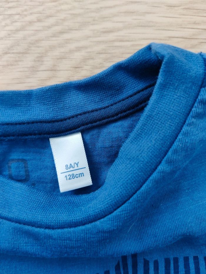 Tee-shirt manches courtes taille 8 ans - photo numéro 2