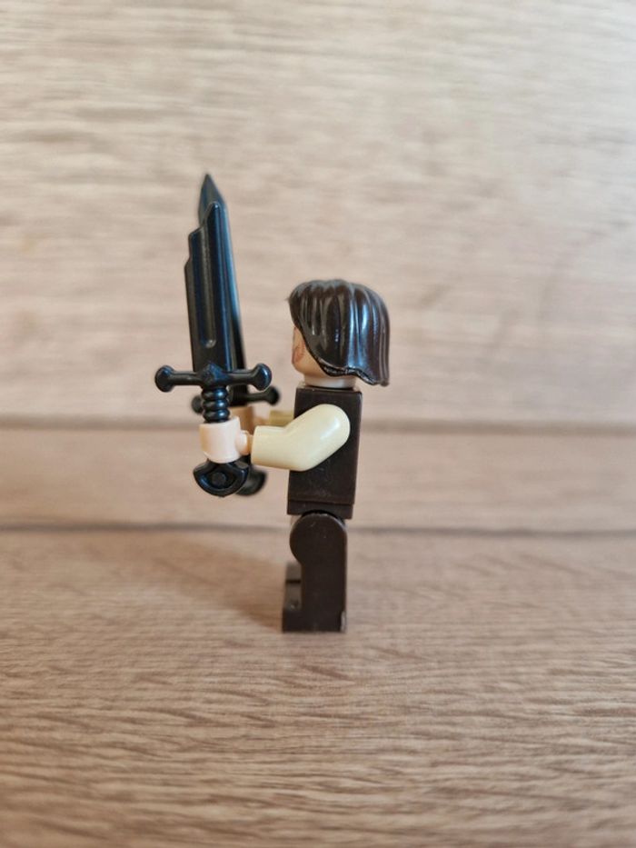 Figurine type lego Aragorn seigneur des anneaux - photo numéro 2