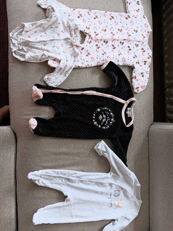 Vetement pour bebé de 1-6 mois, body, chemise, pantalón, chemise, etc.
