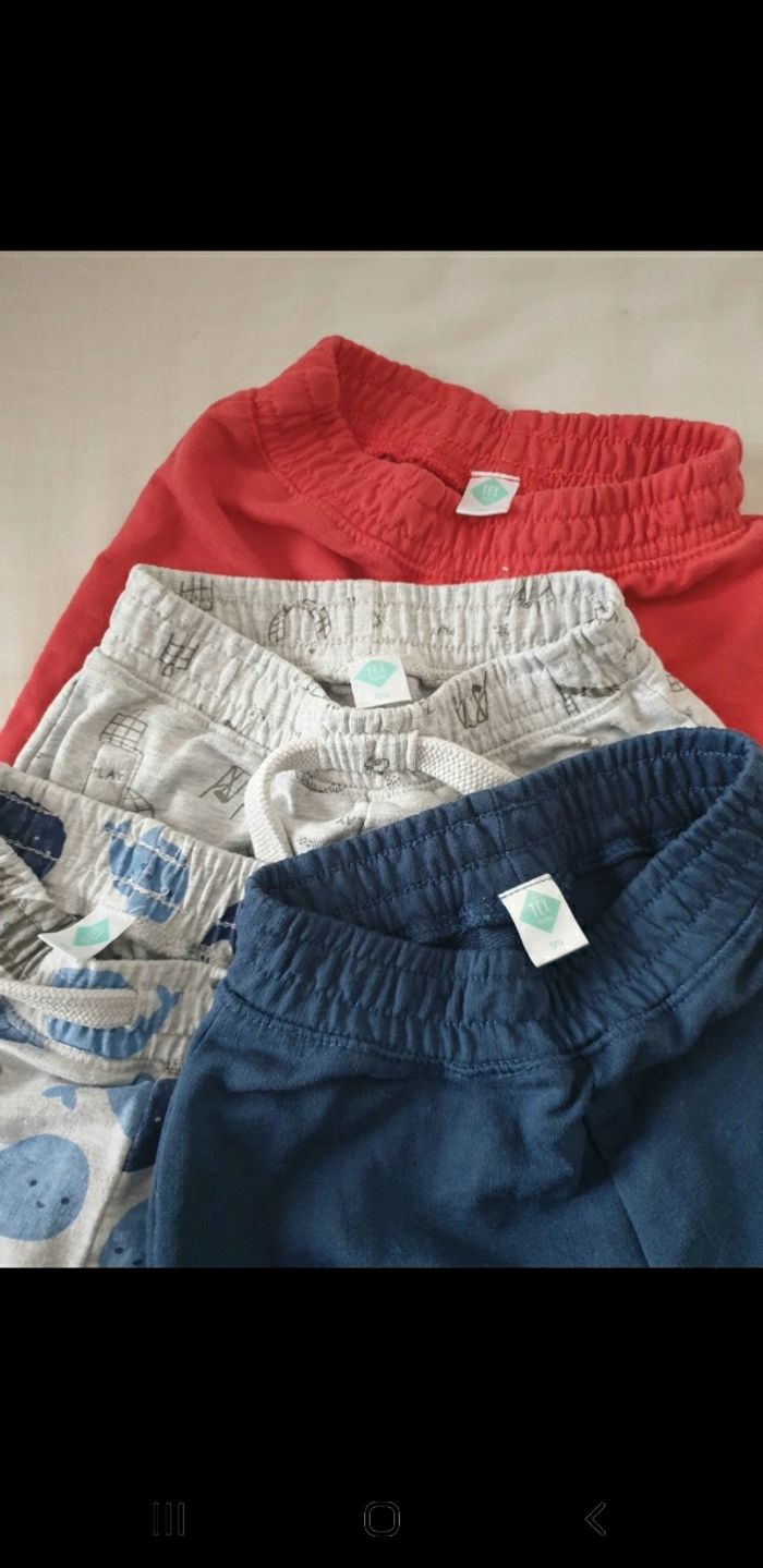 Lot 4 joggings 6 mois - photo numéro 3