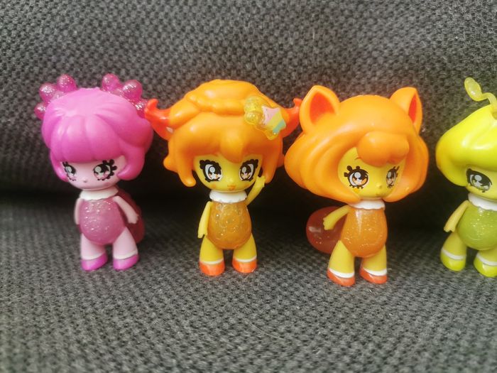 Lot de figurines lucioles - photo numéro 2