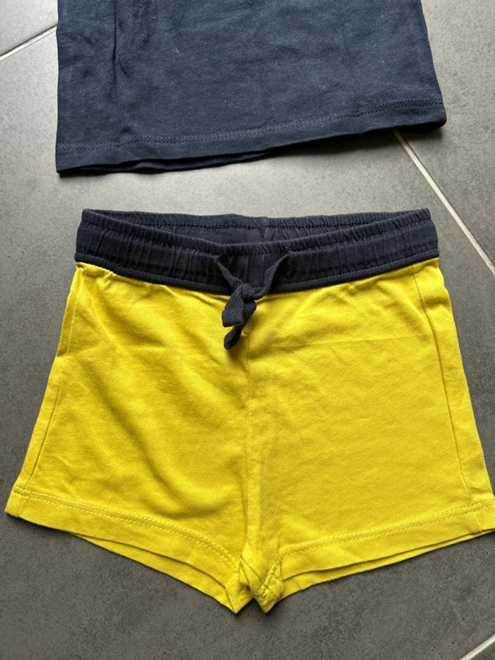 Ensemble 2 articles t-shirt sans manches débardeur et short neuf kiabi bébé garçon - photo numéro 5