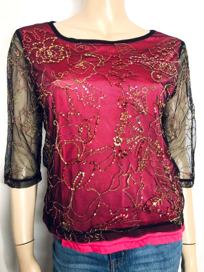 Très beau top brodé René Derhy taille S - photo numéro 2