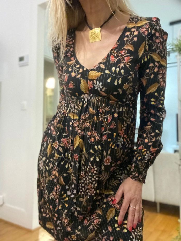 Jolie petite robe Naf Naf 34 💛
