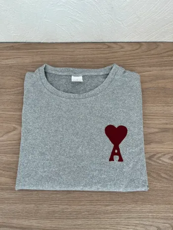 T-shirt gris imprimé tendance