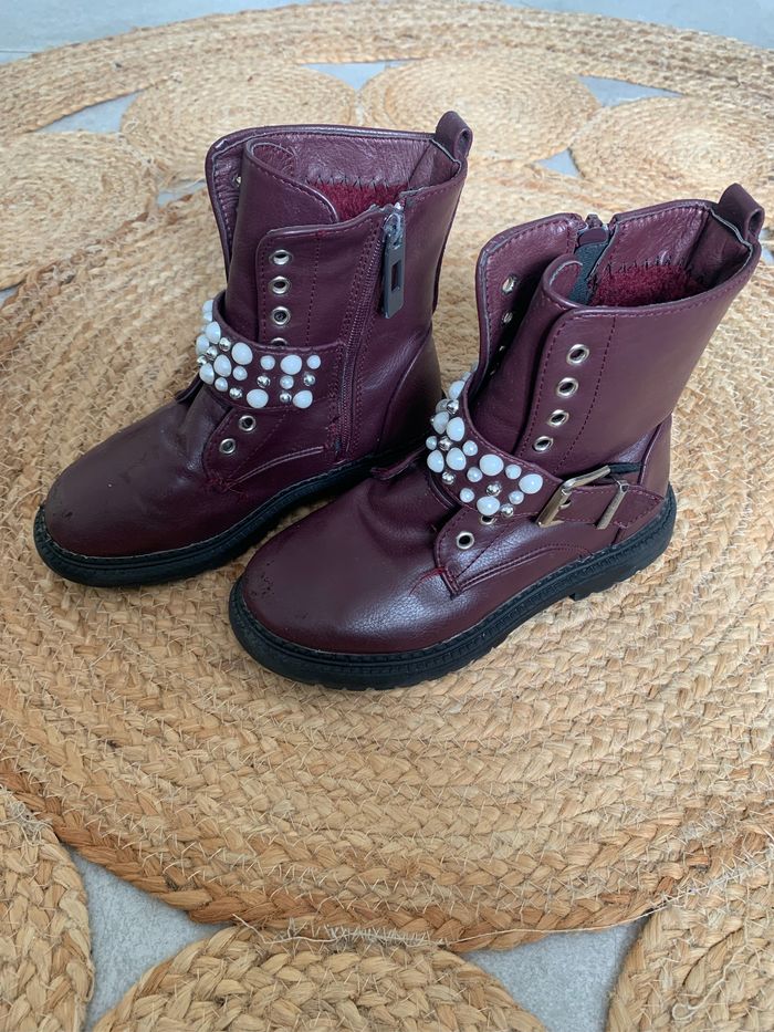 Bottes bordeaux avec perles 32