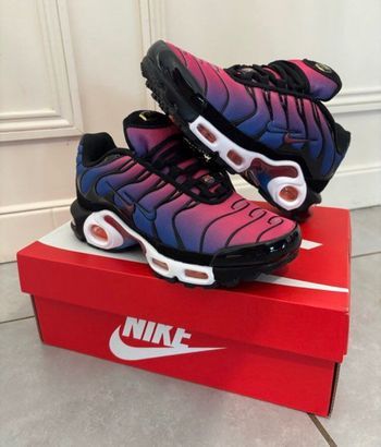 Tn Barcelona jamais porté neuf taille 31