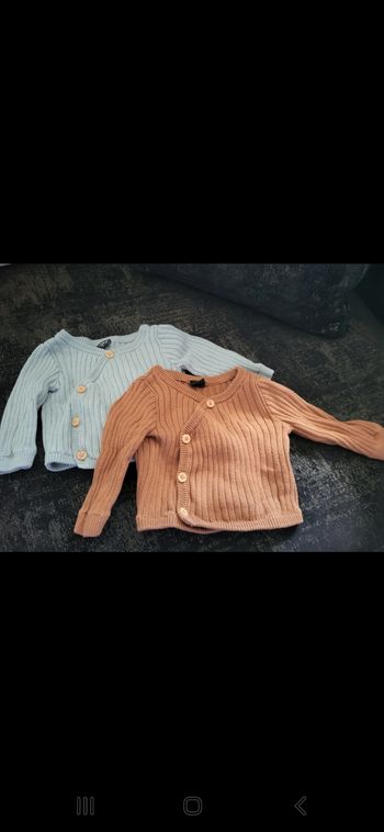 Lot de 2 gilets bebe