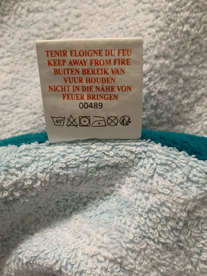 Serviette de plage neuve - photo numéro 6