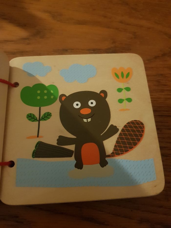 Livre pour bébé en bois - photo numéro 3