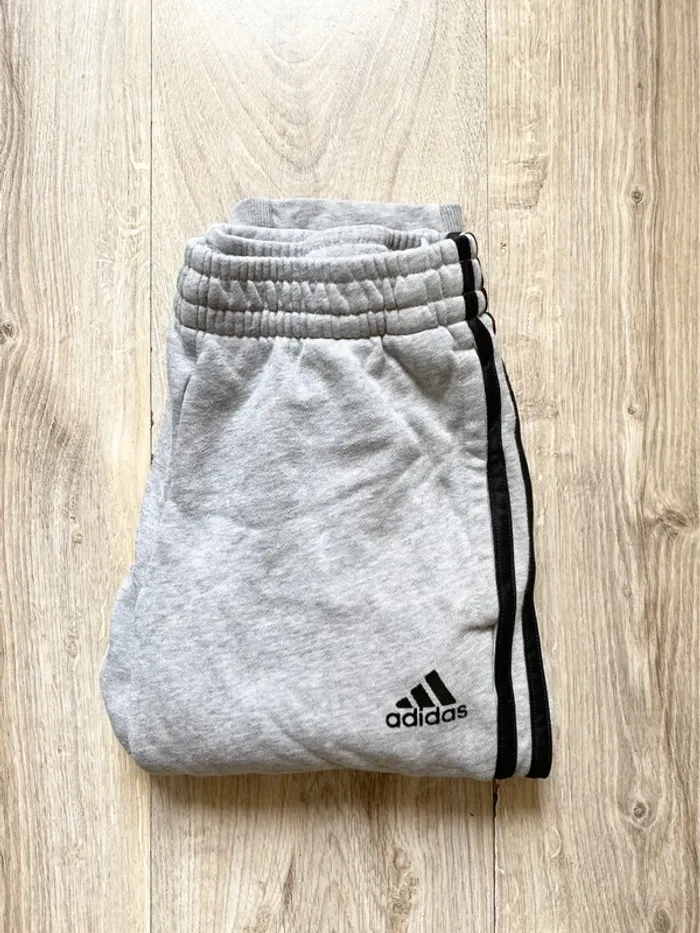 Jogging gris taille 11 12 ans adidas