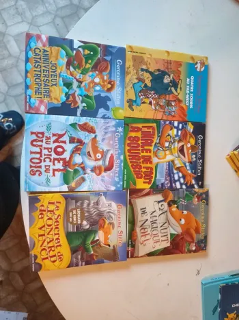 Lot 6 livres Geronimo stilton