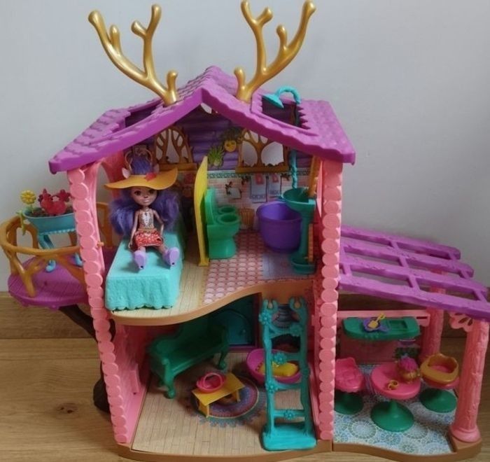 Maison de poupées enchantimals