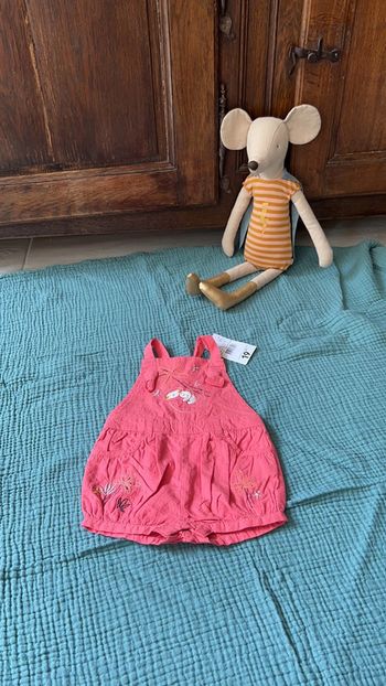 Jolie salopette 9 mois été neuve DPAM avec etiquette