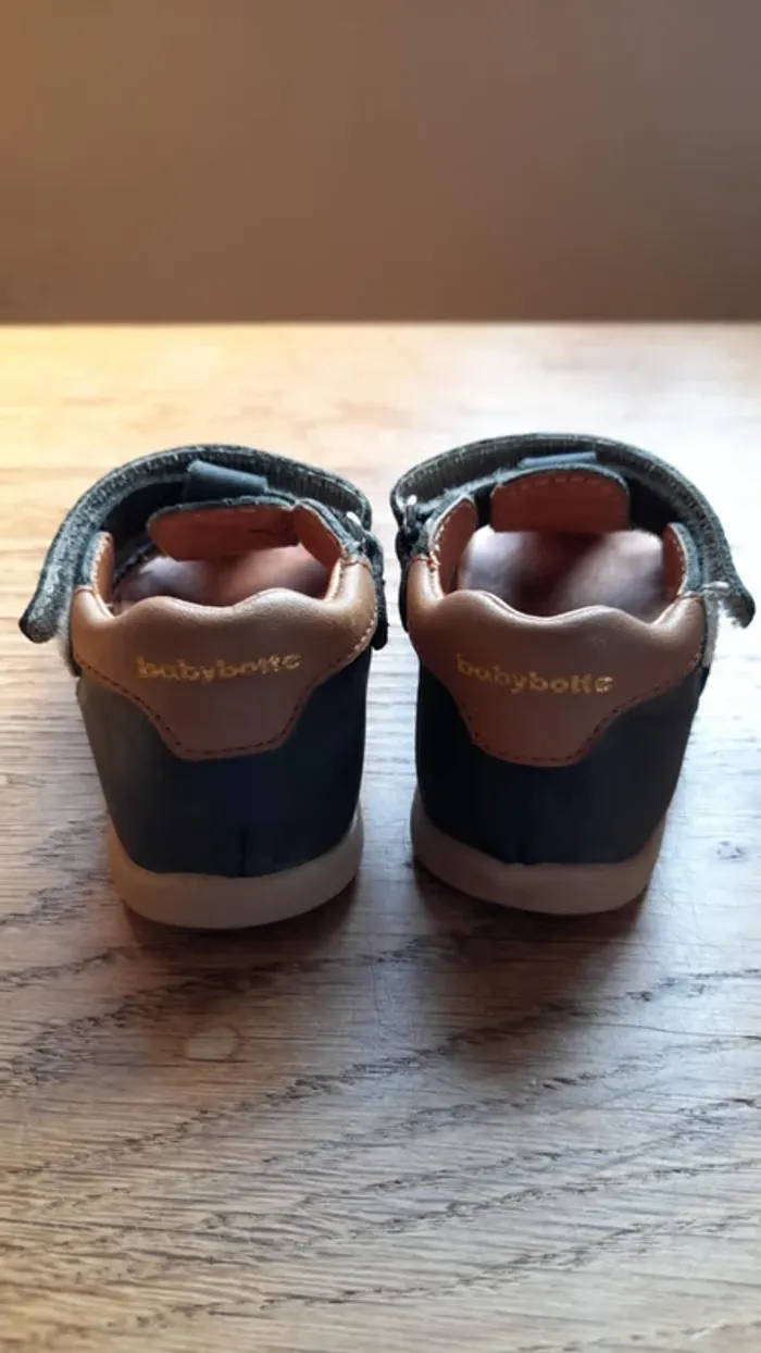 Sandalettes garçon cuir Babybotte Pointure 21 - photo numéro 4