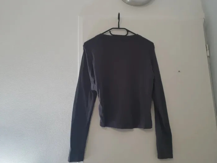 Tshirt manches longues gris foncé - photo numéro 2