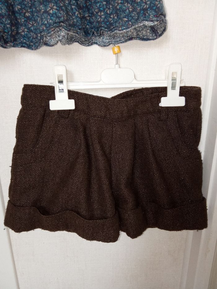 Lot fille Okaïdi 10 ans,140 cm,  hiver , short et jupe - photo numéro 3