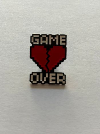 Pins Game Over 💔 Geek & Drama Style