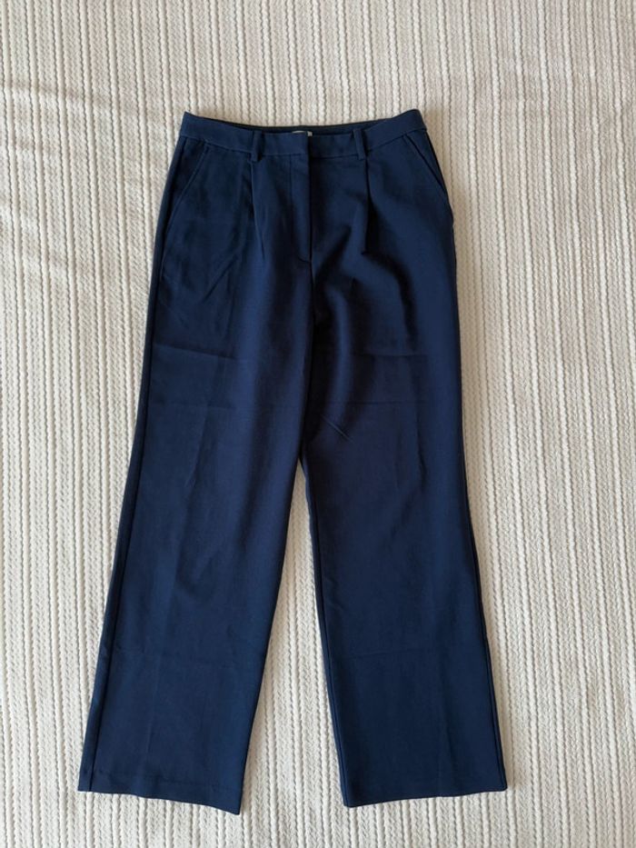 Très beau pantalon fluide bleu marine / Taille 42