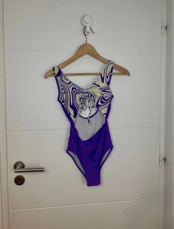 Maillot de bain une pièce violet