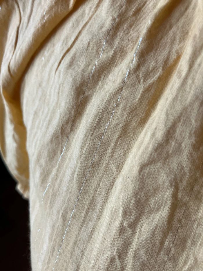 TAO tunique couleur jaune taille 12 ans avec lisseré argenté - photo numéro 3