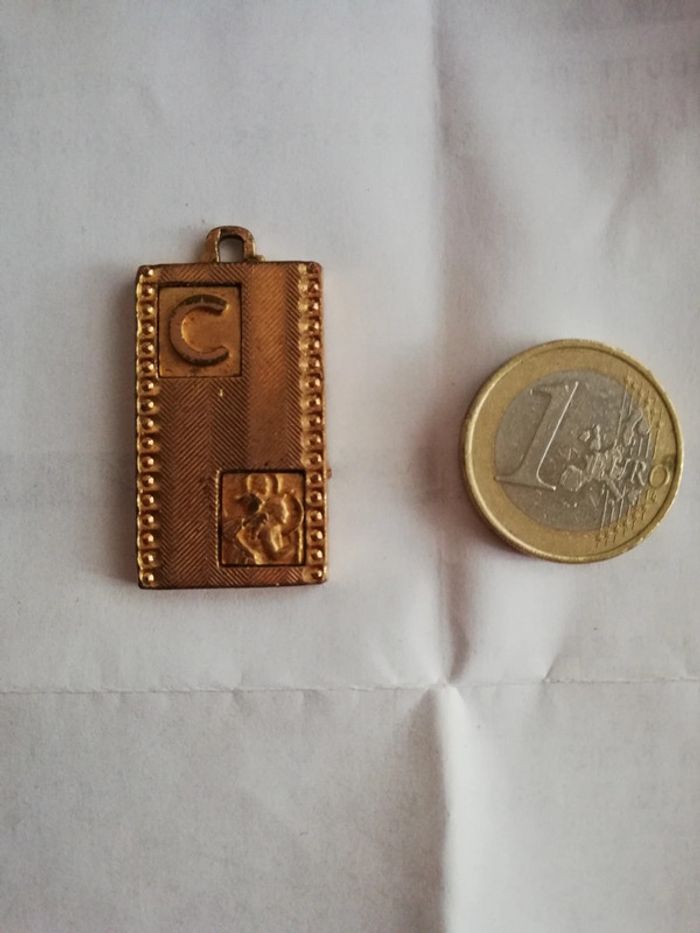 Magnifique pendentif ancien