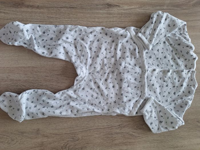Lot de 7 pyjamas 18 mois - photo numéro 7