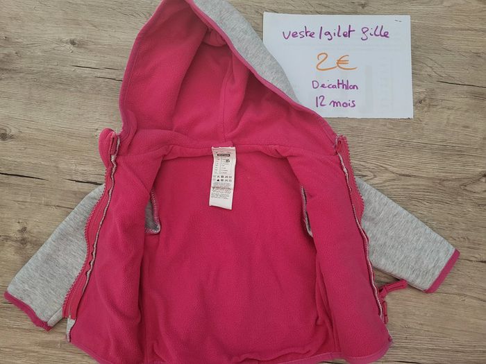 Veste / gilet fille décathlon 12 mois - photo numéro 2