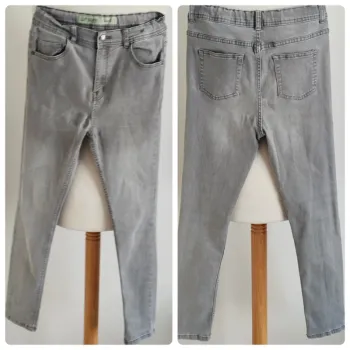 Jean skinny gris Primark taille 13-14 ans