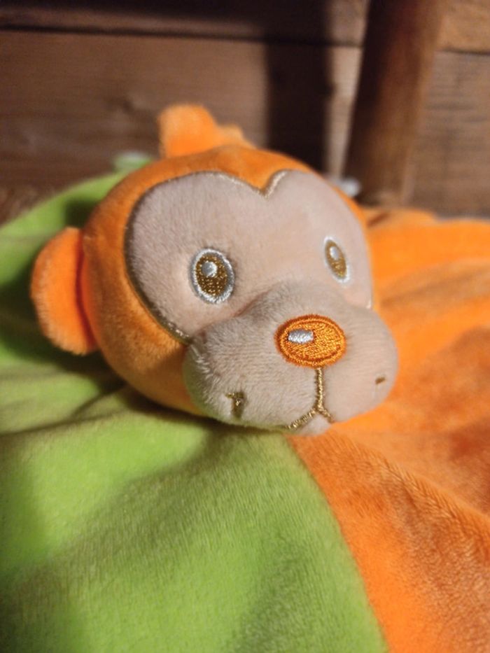 Doudou singe Nanjing Ruifuitong vert orange tbe - photo numéro 4