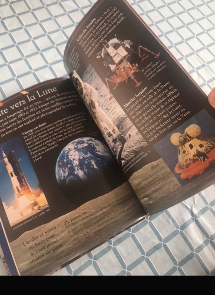 Livre sur l’espace - photo numéro 4