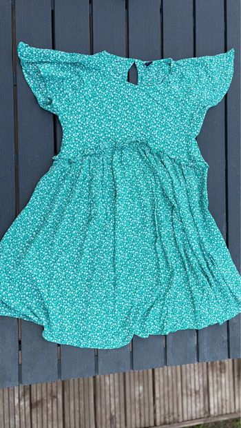 Robe manches courtes fleurie verte Kiabi fille taille 12 ans