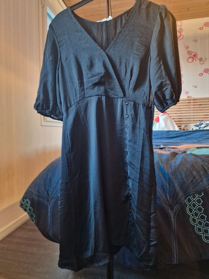 Robe porte-feuille 👗 - photo numéro 2