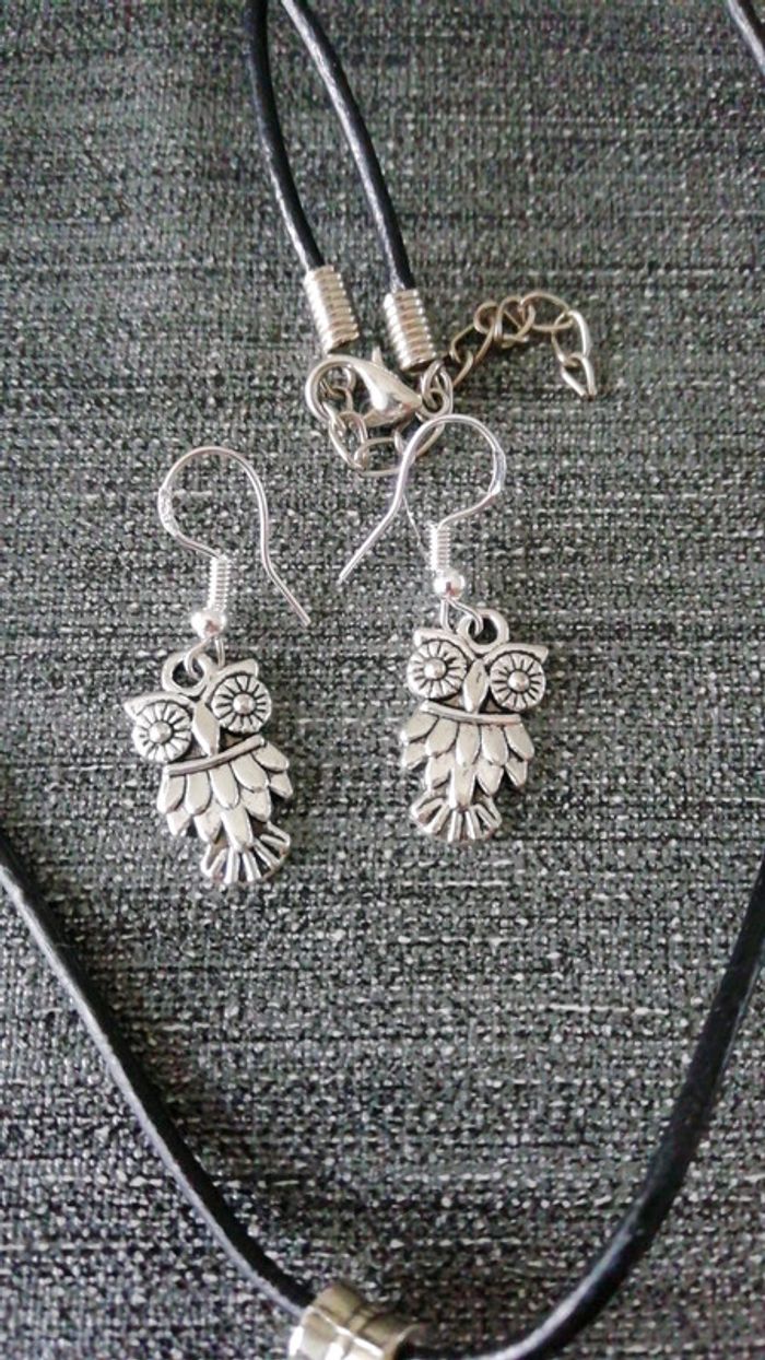 Ensemble pendentif et boucles d'oreille hiboux - photo numéro 3