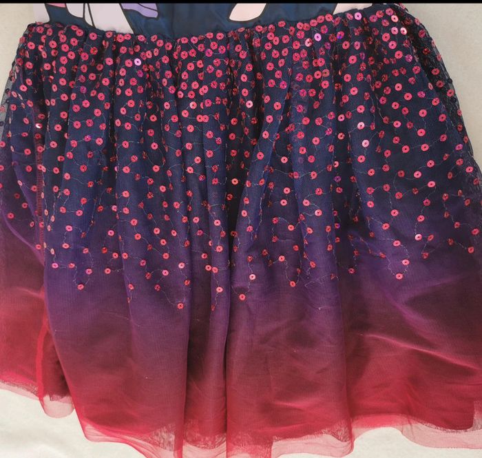 Magnifique robe 👸 tulle et sequins, little poney, H&M, 6ans - photo numéro 15
