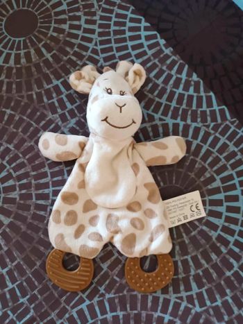 doudou girafe