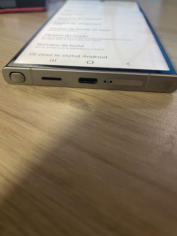 Samsung Galaxy S24 Ultra - 1To - 16go Memoire Gris Titane - photo numéro 4