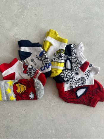 Lot 7 paires de chaussettes 23/26 (3A)