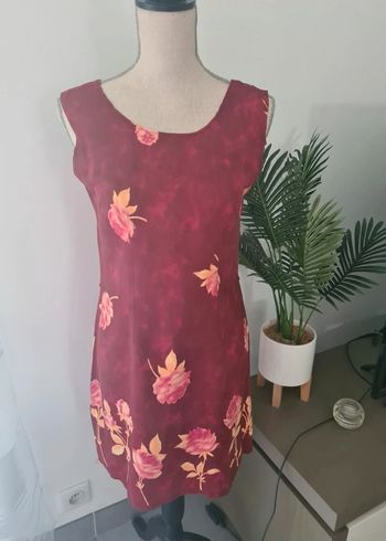 Jolie robe fleurie taille S/M