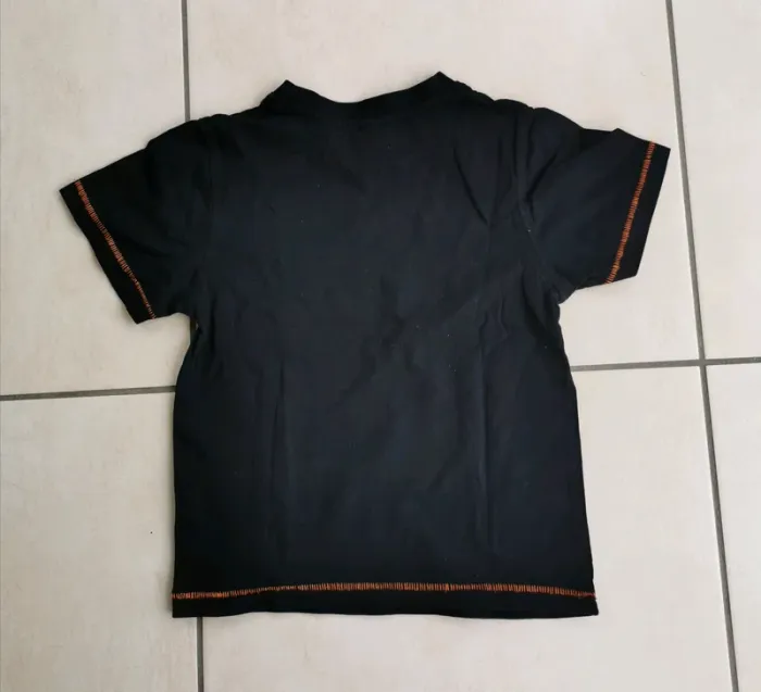 Tee shirt taille 6 ans - photo numéro 2