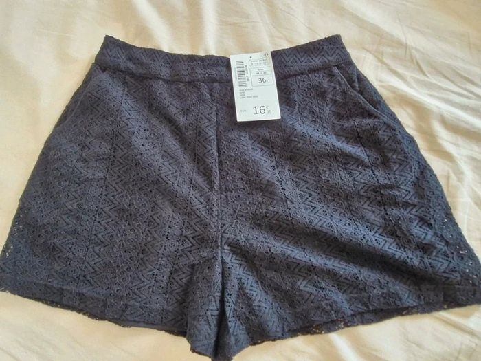 Short dentelle Liberto 36