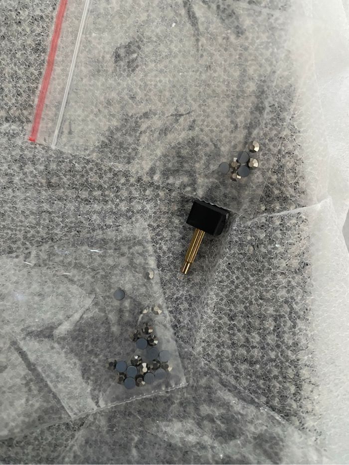 Bottes à talons strass - photo numéro 8